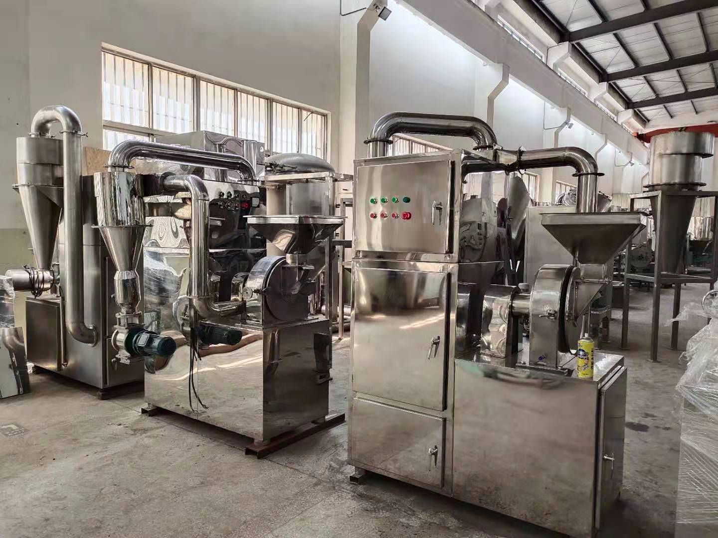 食品粉碎機.jpg